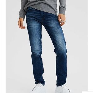 American Eagle men’s jeans